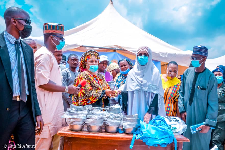 Home Grown School Programme: FG gives out 15,750 utensils to FCT as 10 m pupils benefit