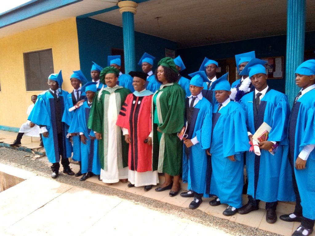 St. Pius Xth Grammar School back to class, graduates 1st set of students, as UBA Foundation, Onicha-Ugbo Women’s League, Ibe Kachikwu, Gen. Fejokwu bag awards