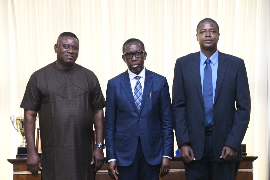 Don’t allow political activities distract you, Okowa charges appointees