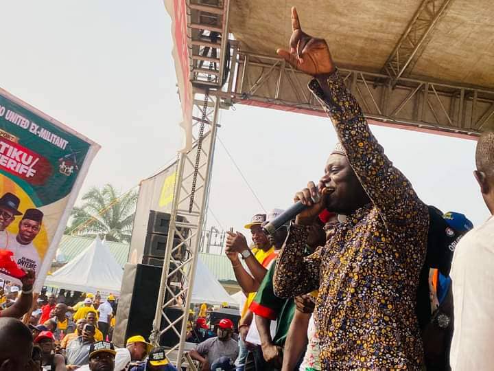 Music lyrics, woe tales expose growing disapproval, dislike for APC as chieftains dump party, embrace PDP at Delta campaign rallies