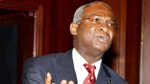 PERSPECTIVE – Fashola’s perverse doctrine: Performance trumps integrity in politics!